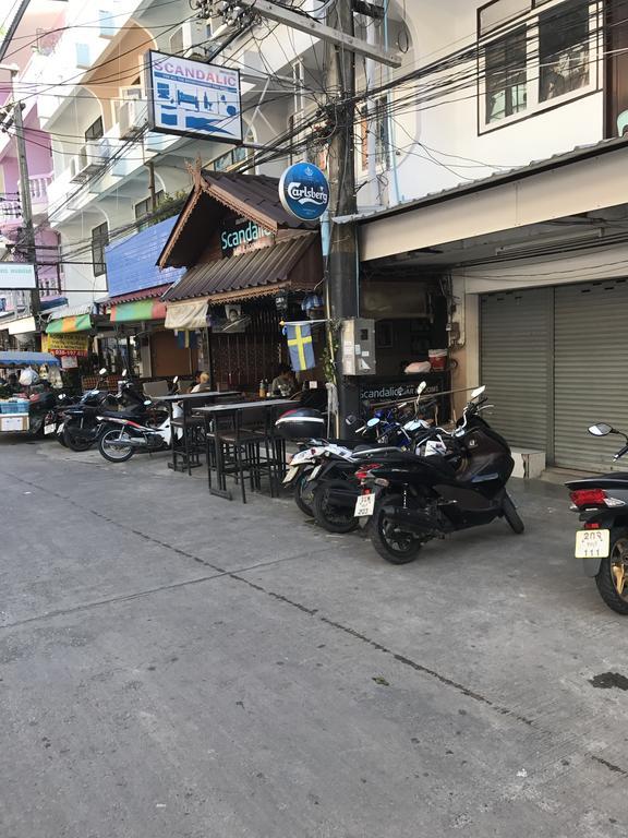 Scandalic Bar And Guest House Pattaya Buitenkant foto